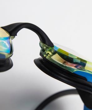 Arena Cobra Ultra Mirror Swipe